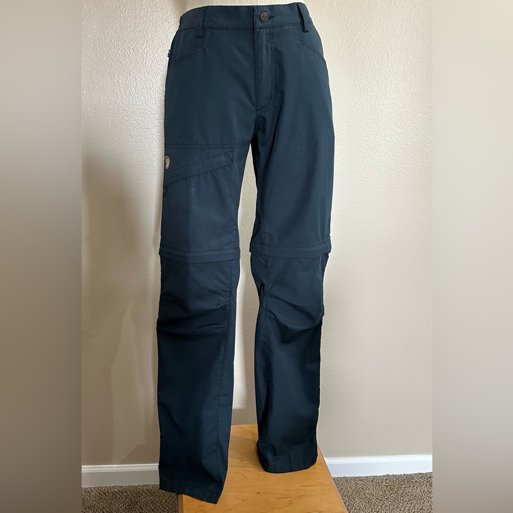 NWT Fjallraven Daloa Shade Zip-off pants/shorts Navy Blue